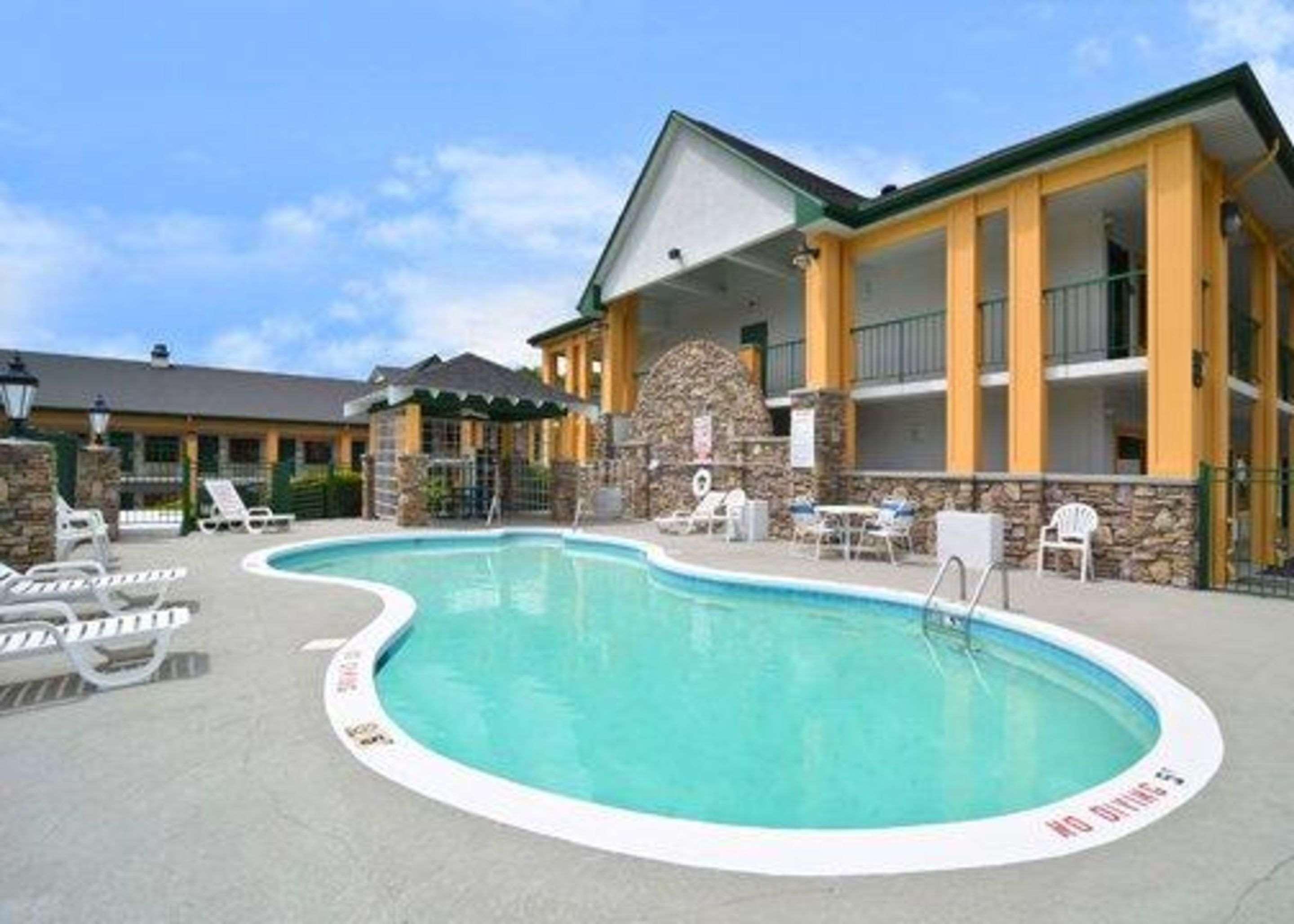 Quality Inn & Suites Biltmore East Asheville Luaran gambar